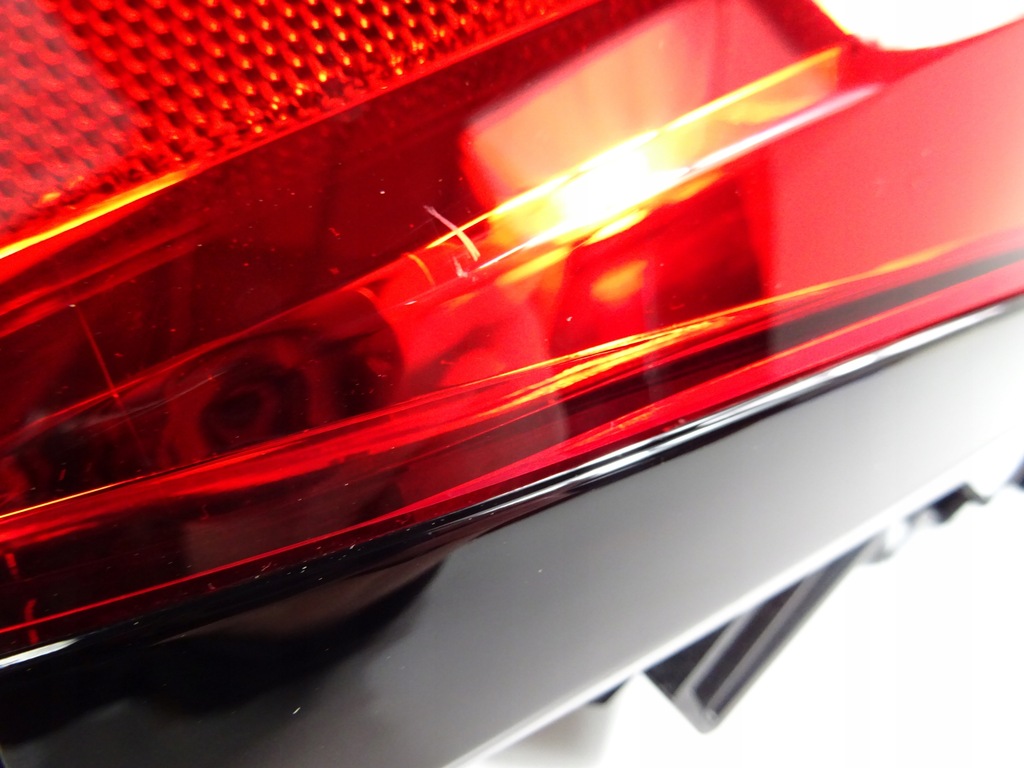 фото №6, Toyota c-hr chr лампа задняя левая 81560-f4010-00