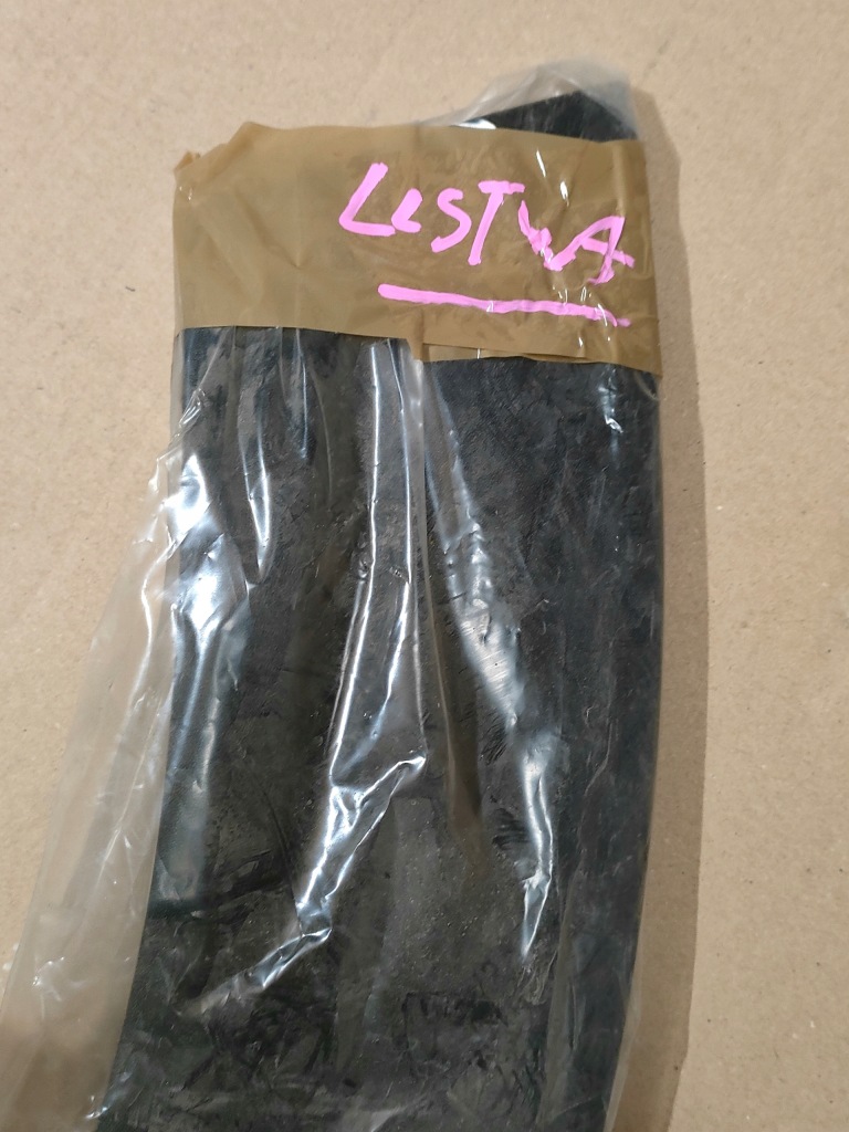 Молдинг бампера задний  правая dacia duster ii 17- оригинальный номер оригинал оригинальный номер 8201713085 Недорого