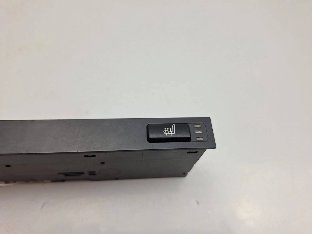 фото №12, Bmw 3 e46 2000 переключатели подогрев сидений