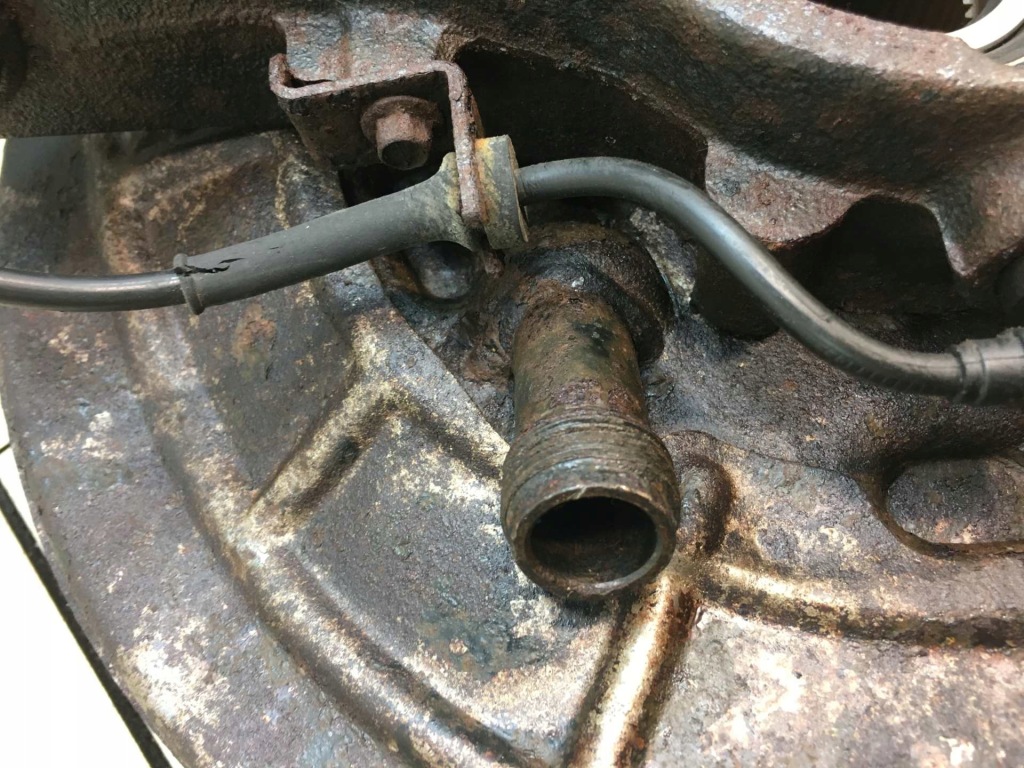 фото №11, Поворотний кулак правий задня discovery iii 2.7 td v6