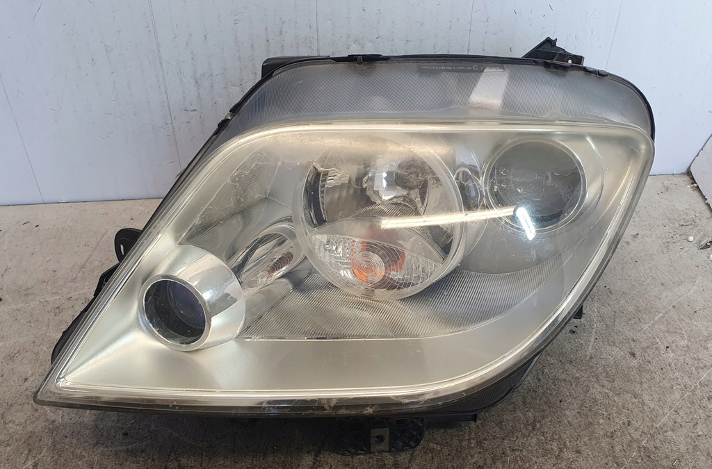 фото №1, Лампа перед левая lancia phedra оригинал europa