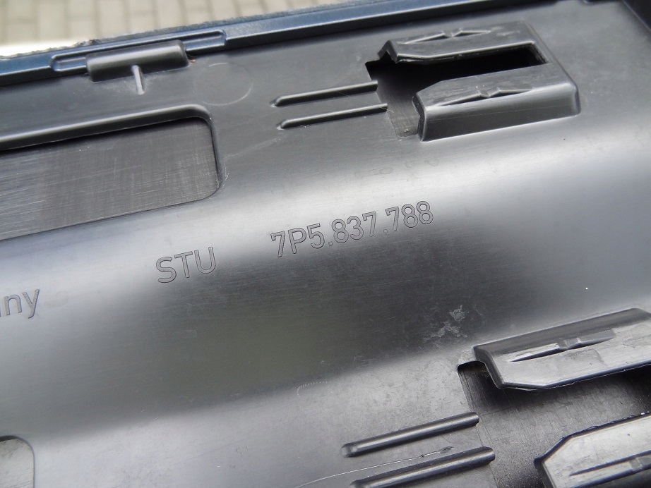 фото №6, Правая молдинг дверь перед 7p5837788 porsche cayenne 7p5