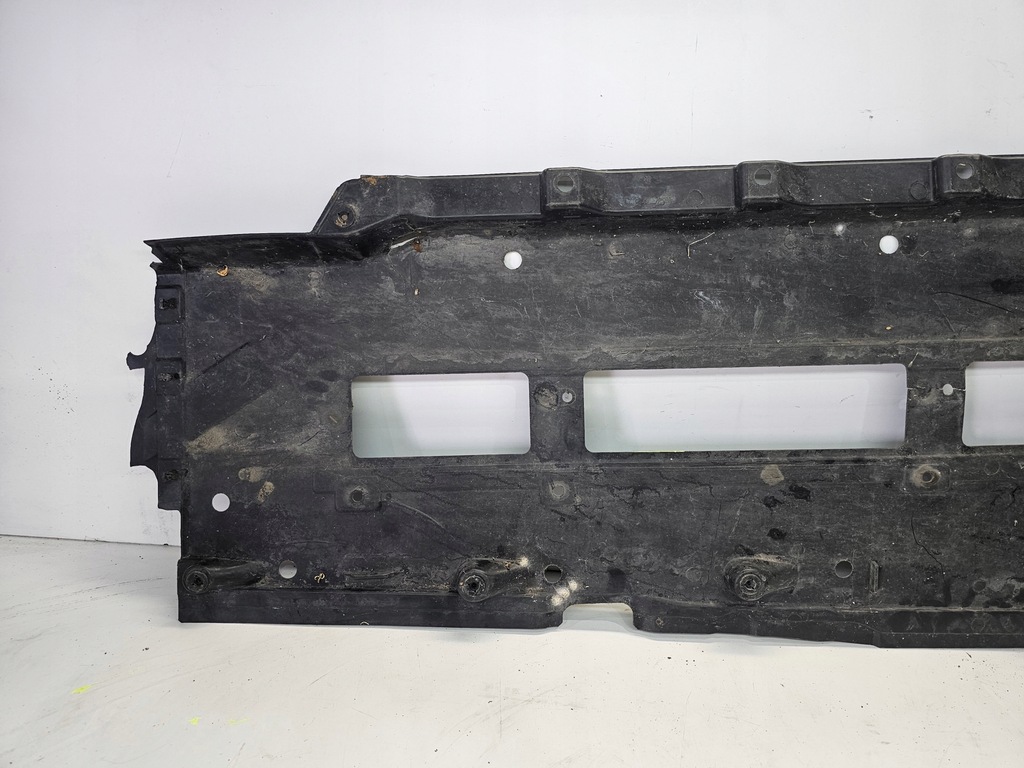 фото №9, Защита подвеска правая audi a4 b7 8e0825208k