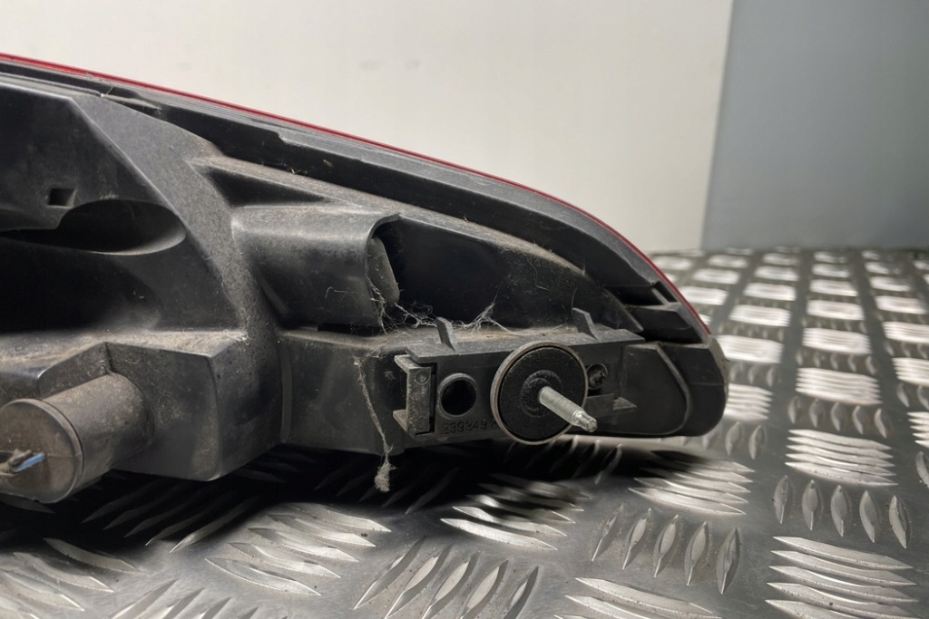 фото №8, Лампа левая задняя jaguar xf x250 8x2313405bd 2.7l дизель 152kw 2008