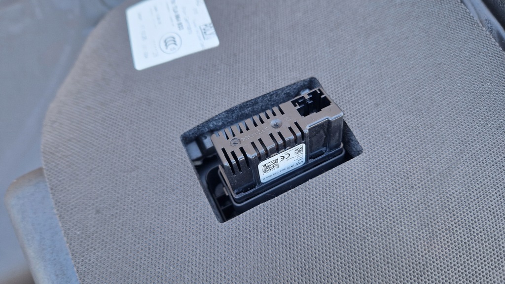 фото №10, Обшивка багажника vw t6.1 multivan 2019- шторка usb новий оригінал лівий