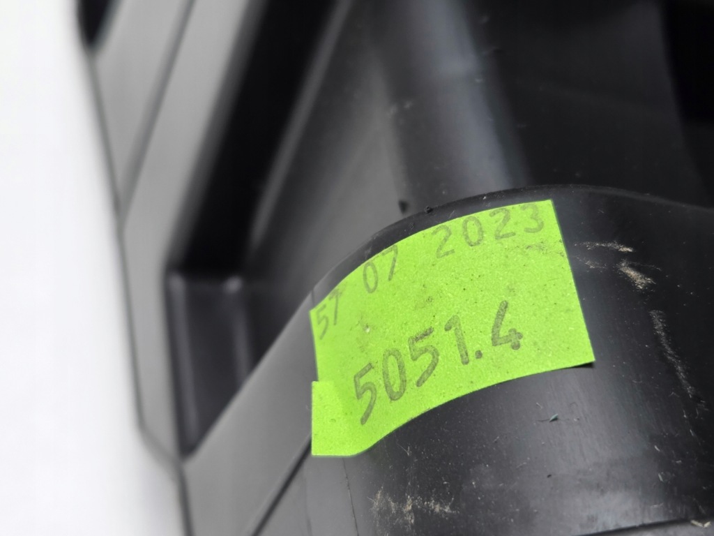 Toyota proace city rifter кронштейн обшивка багажника ліве 9817586177 Зі Шроту