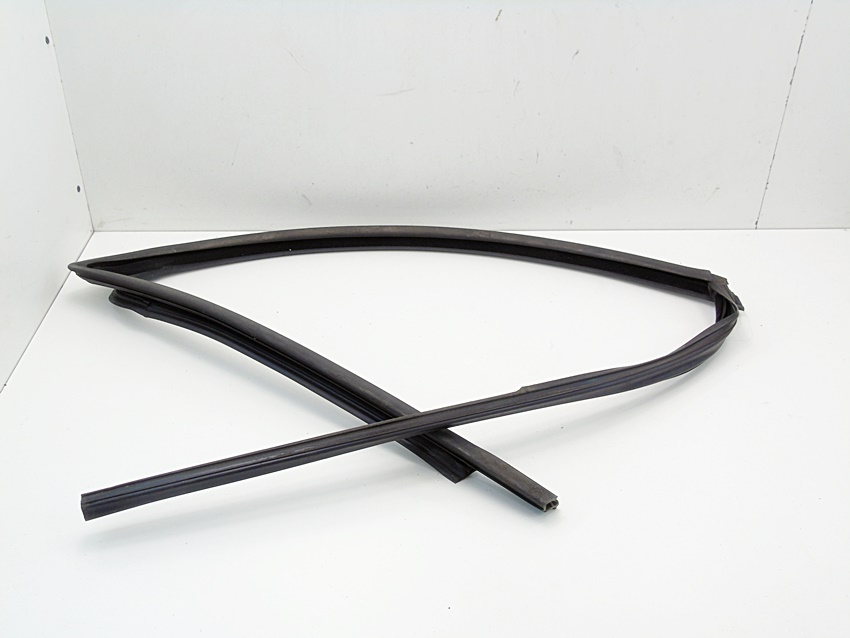 фото №4, Прокладка скло двері правий перед renault modus 2007