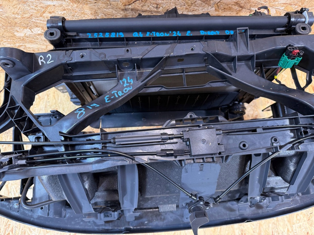 фото №10, Pas передній підсилювач балка радіатор audi q4 e-tron 89a 2021-