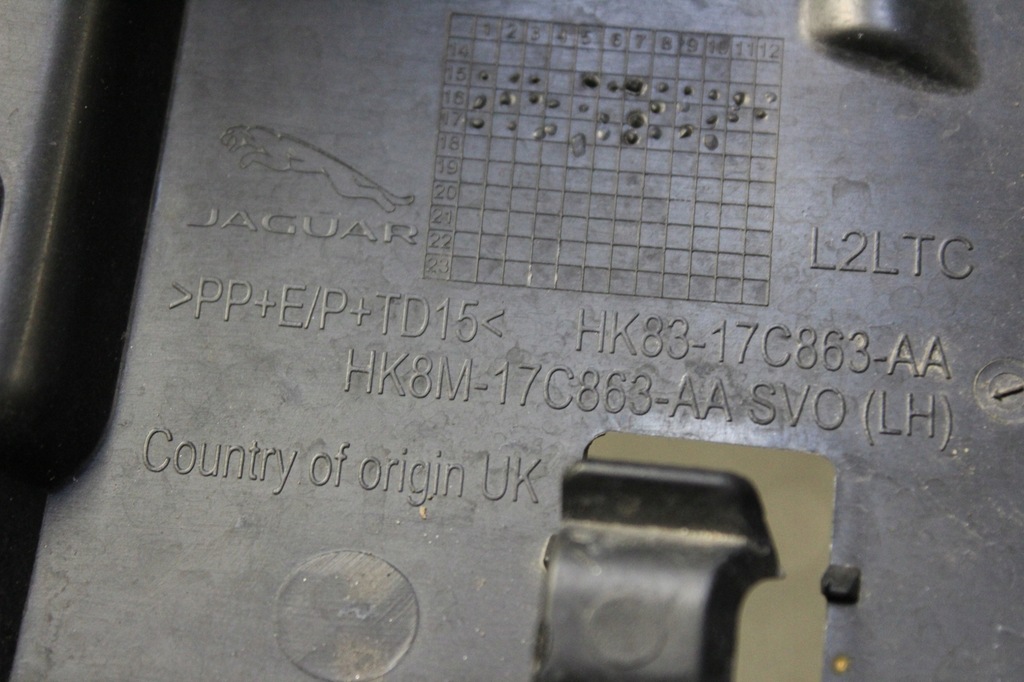 фото №3, F-pace 16- r761 направляющая кронштейн левый перед