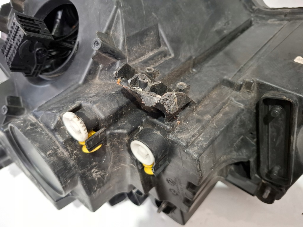 фото №10, Skoda karoq лампа led правый правая фара 57b941016d 57b.941.016.d