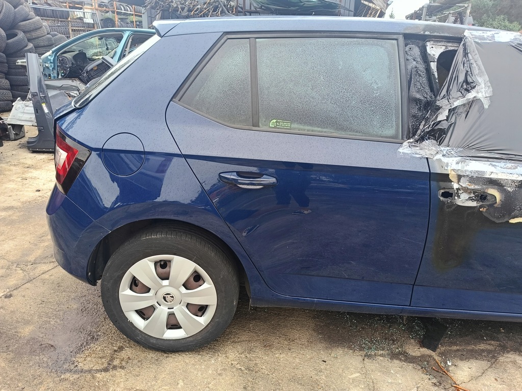 фото №1, Skoda fabia iii hb двері задня праве lf5a