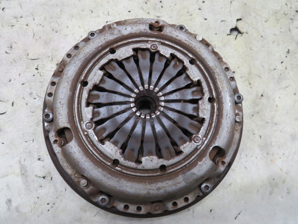 фото №1, Сцепление двухмассовый peugeot 2008 1.6 bluehdi