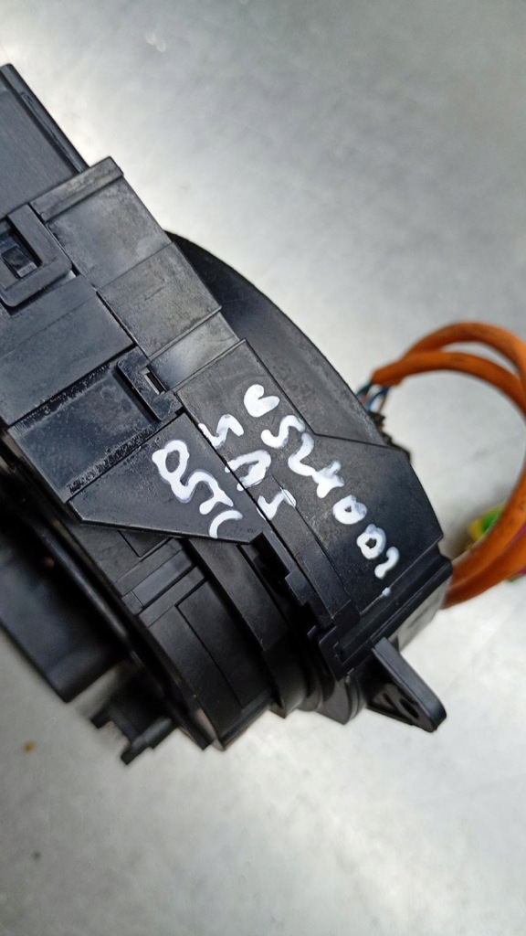 фото №9, Стрічка подушка безпеки оригінальний номер 30669744 volvo xc90 s60 v70 ii xc70 пошкоджена