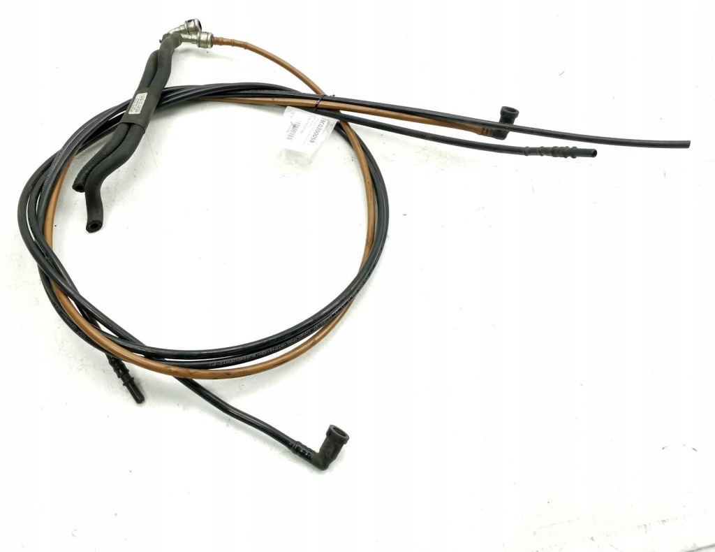 Купить Шланг трубка пабтрубок  топливной  топливный vw passat b6 3c0200059