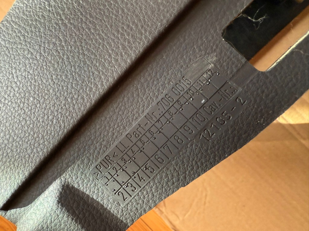 фото №8, Туннель средний подлокотник bmw e61 e60 7060015