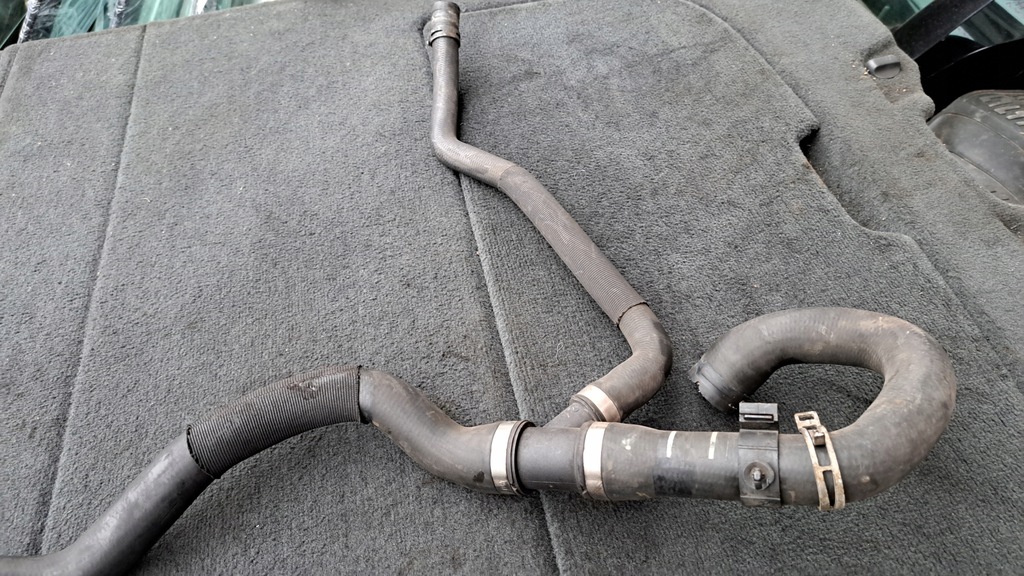 фото №7, Volvo v50 s40 ii c30 c70 ii 2.0d 136km 04- wąż тройник wody шланг super