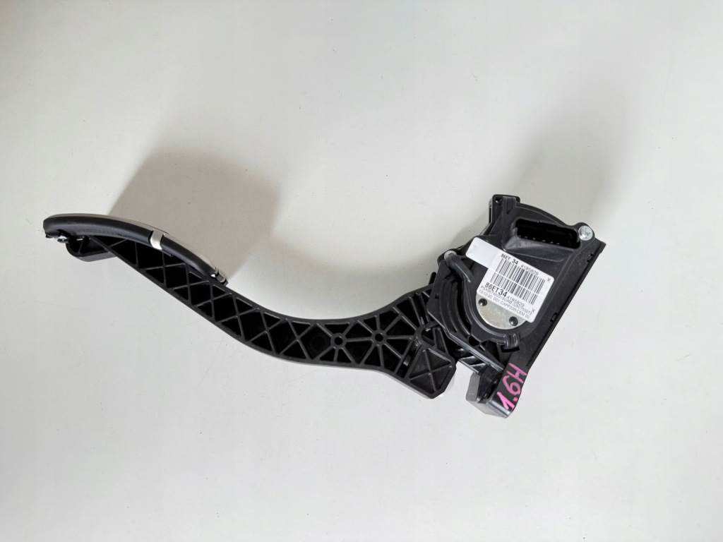 фото №5, Потенциометр педаль газа citroen c5 aircross 1.6 9675831080 9674829180