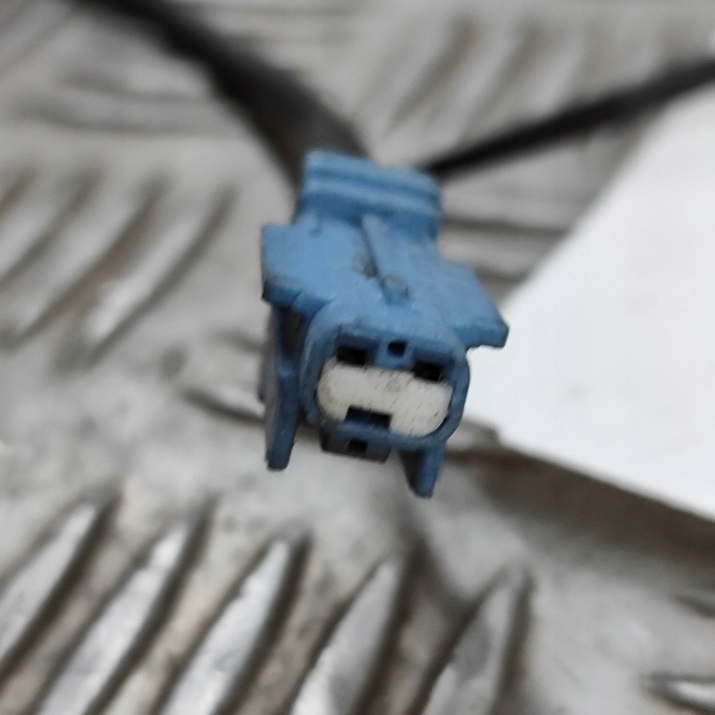 фото №6, Nissan 350z 2004 правая сторона датчик скорости вращения колеса abs