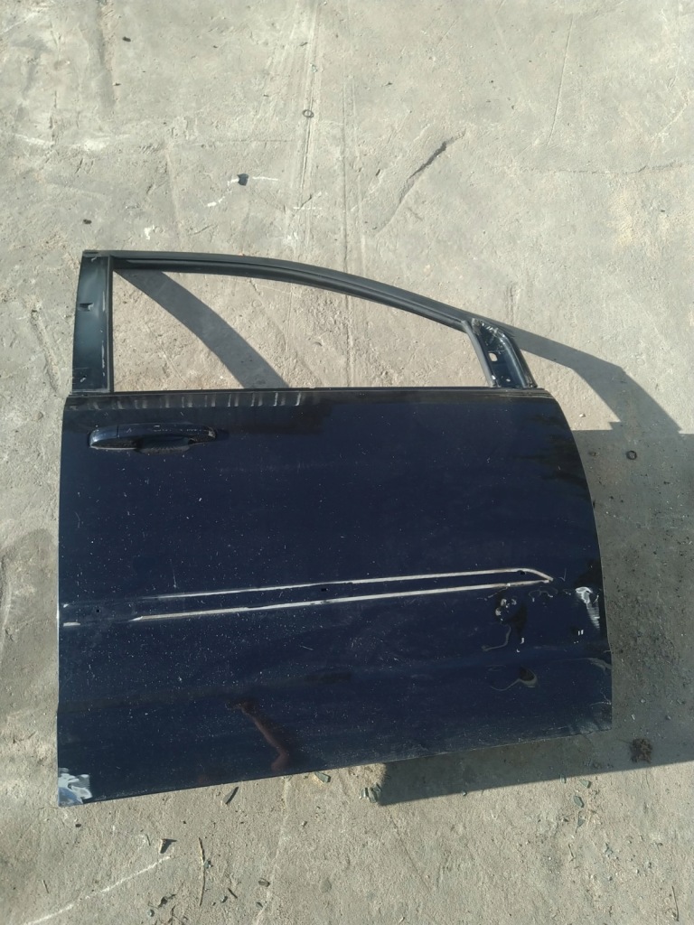 фото №1, Voyager town caravan 08-20r дверь правый перед