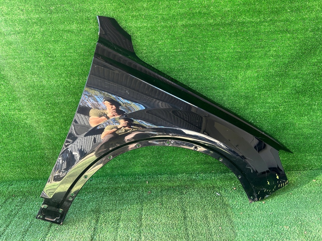 фото №1, Audi q7 sq7 4m0 крила правий перед