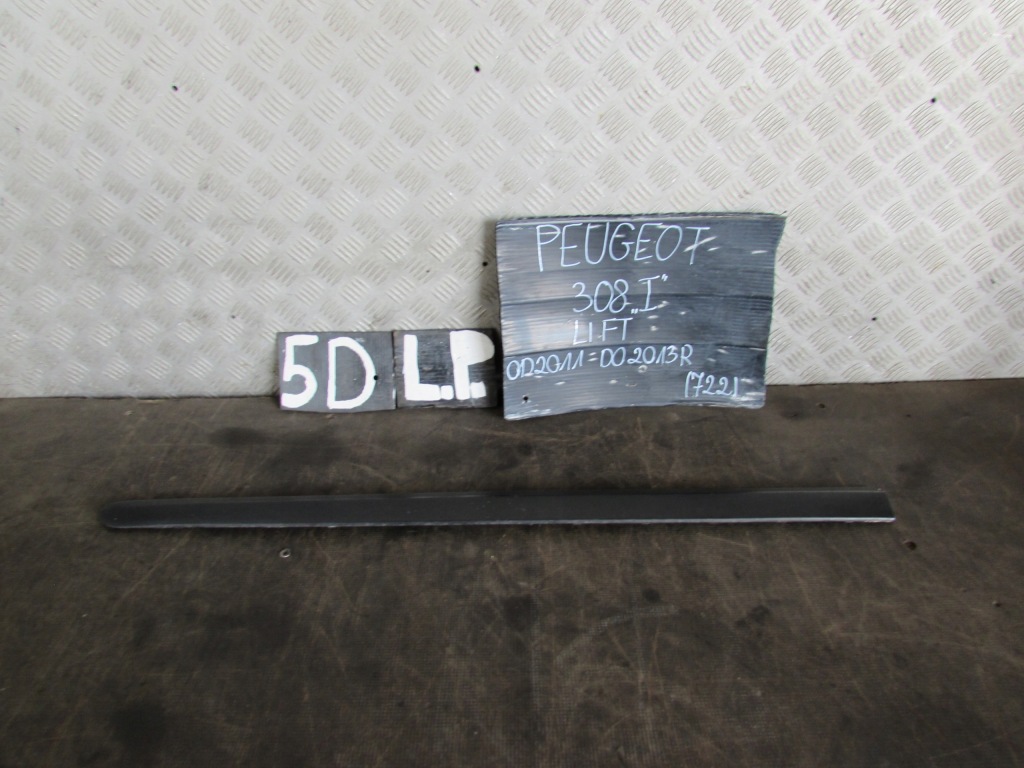 фото №1, Молдинг дверь левый перед 9680364880 peugeot 308 i lift 11-13 r. kombi