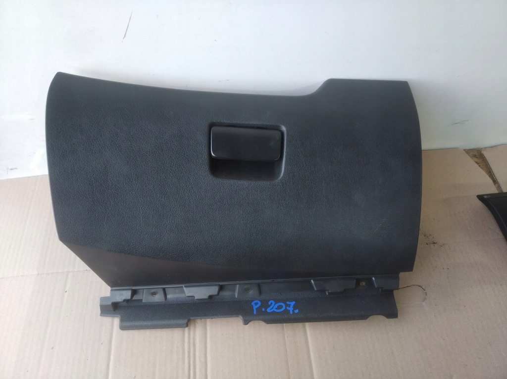 Купити Кришка бардачка пасажира peugeot 207