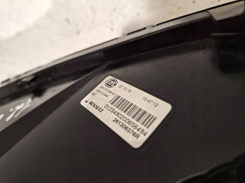 фото №6, Поворотник правый 261306376r renault megane iv