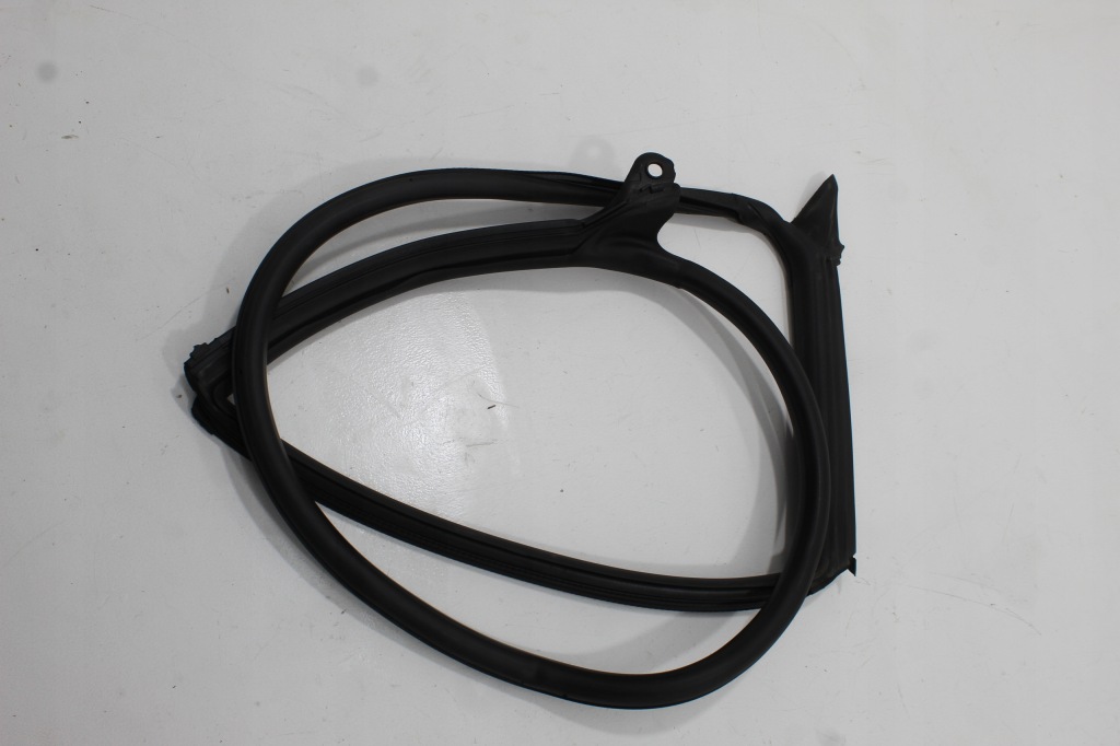 фото №1, Audi a7 c8 4k прокладка дверь задняя правая 4k8833708d