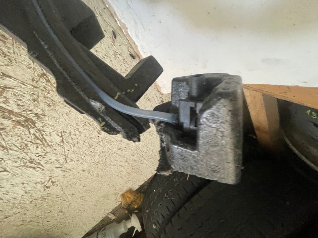 Абсорбер mercedes c w206 a2068858902 Киев