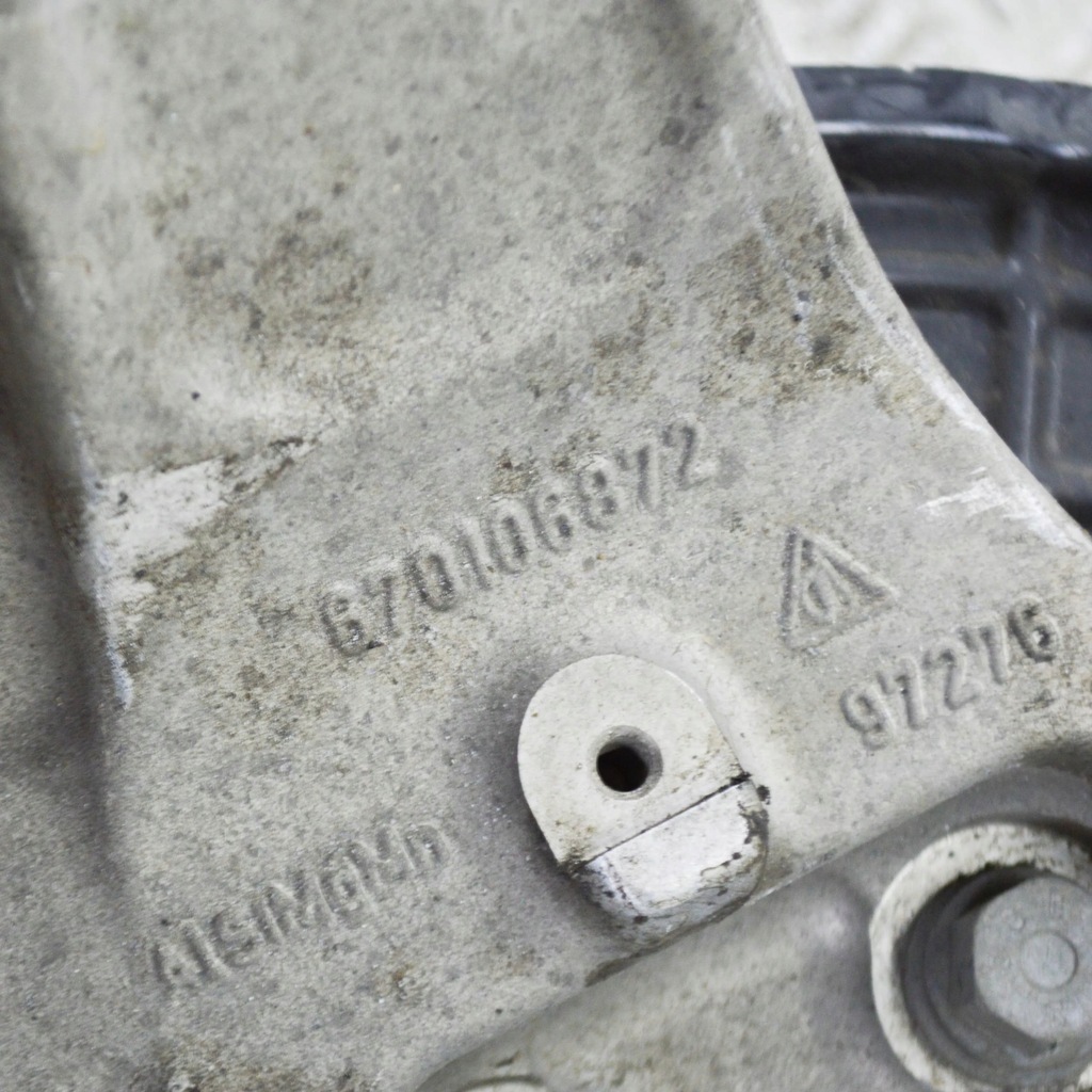 фото №8, Maserati levante 2023 правая сторона ступица колеса передний