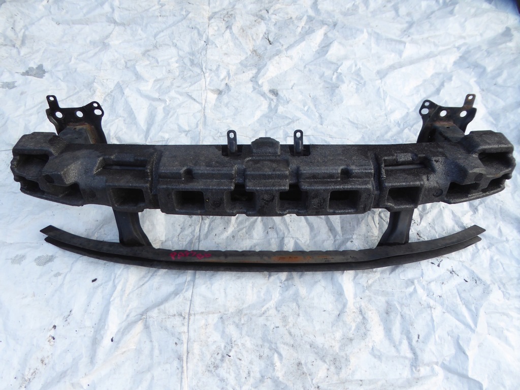 фото №1, Volkswagen оригинальный номер 3c0807093 балка бампера