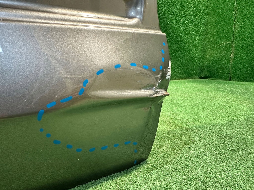 фото №6, Toyota bz4x крышка багажника задняя задняя крышка багажника