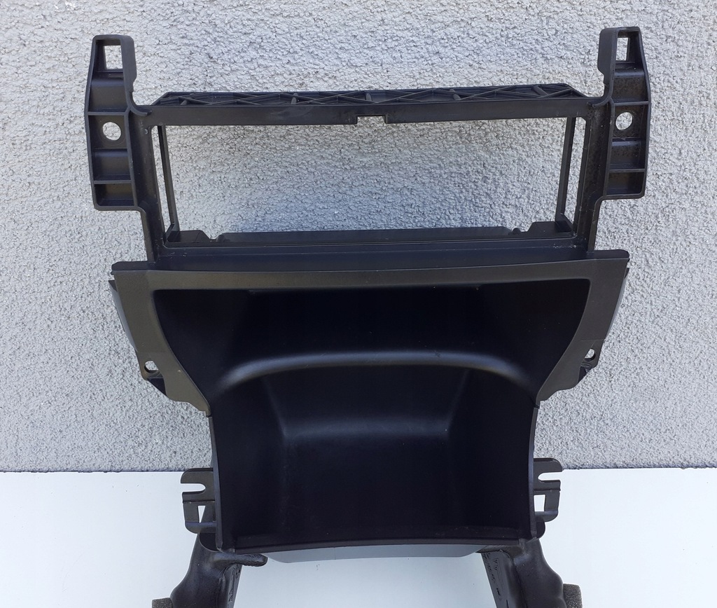 фото №2, Каркас полка рамка приборная панель citroen c3 ii