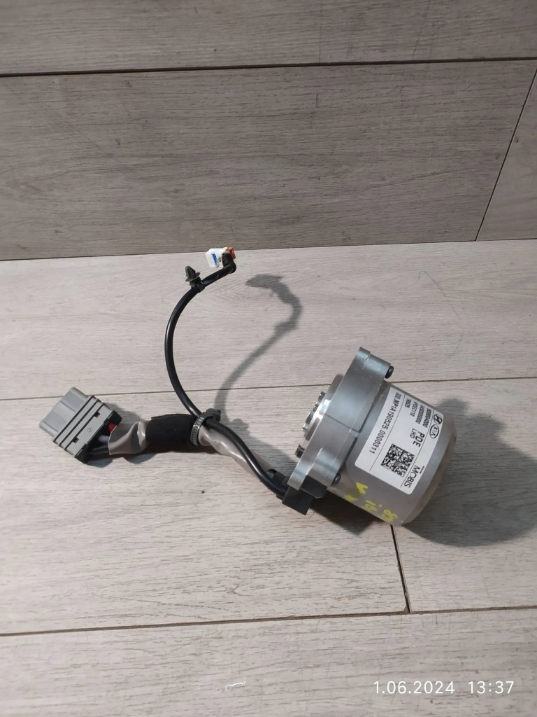 фото №1, 8596. hyundai i30 iii усилитель 56300g4000