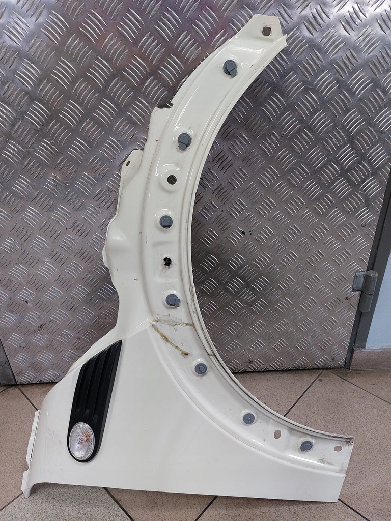 фото №1, Крила перед правий mini cooper r56 06-