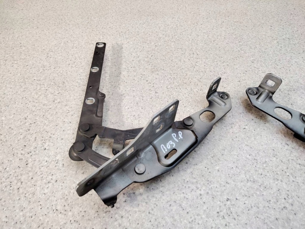 фото №2, Петля петли капот правый левый c197 mercedes sl r230 w230 a2308300453