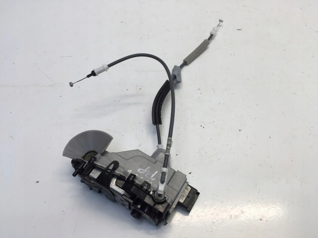 Купити Peugeot 2008 ii 2021 замок двері правий перед uk