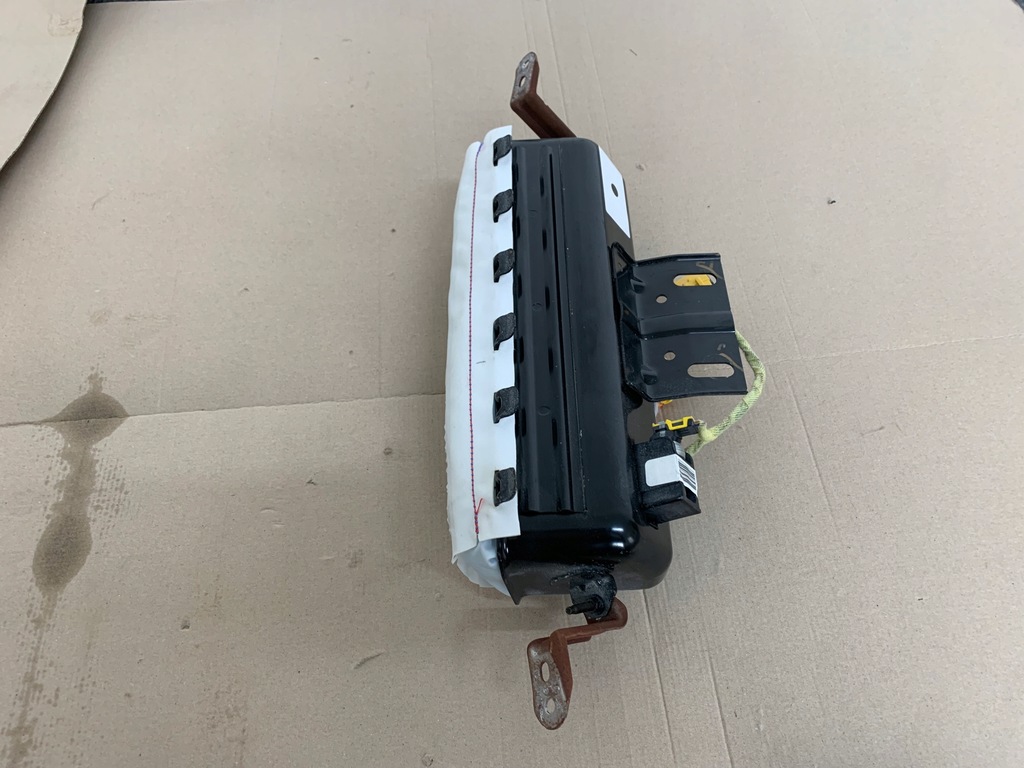 фото №10, Ford mustang mach-e rwd 75.7 kwh подушка воздушная пассажира подушка безопасности