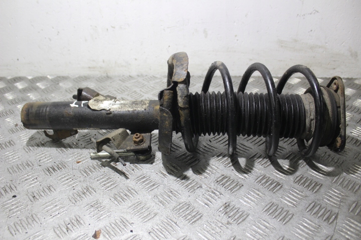 фото №1, Амортизационная стойка левый перед volvo c30 2.0d