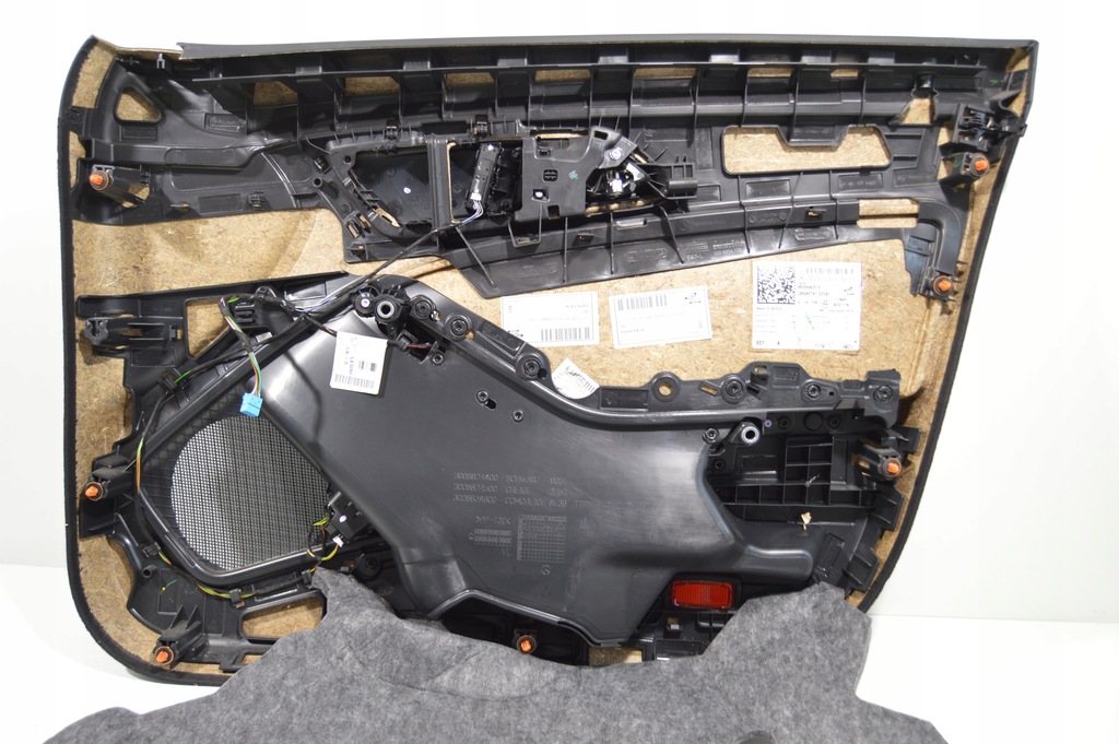 фото №12, Обшивка дверь левый перед mercedes w117 c117 sedan