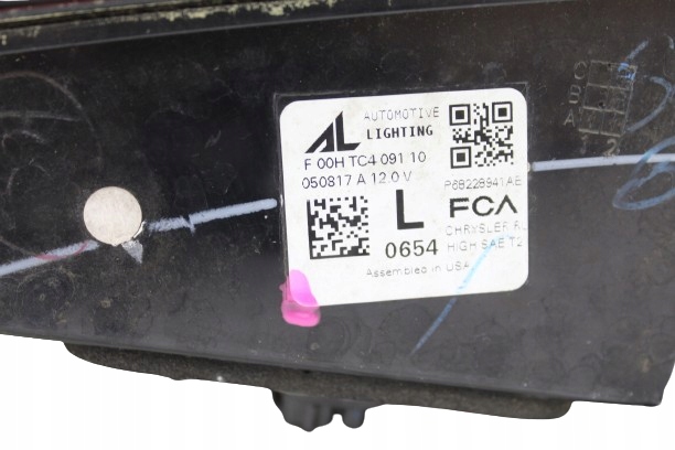 фото №14, Chrysler pacifica 17- лампа левая задняя w крышка