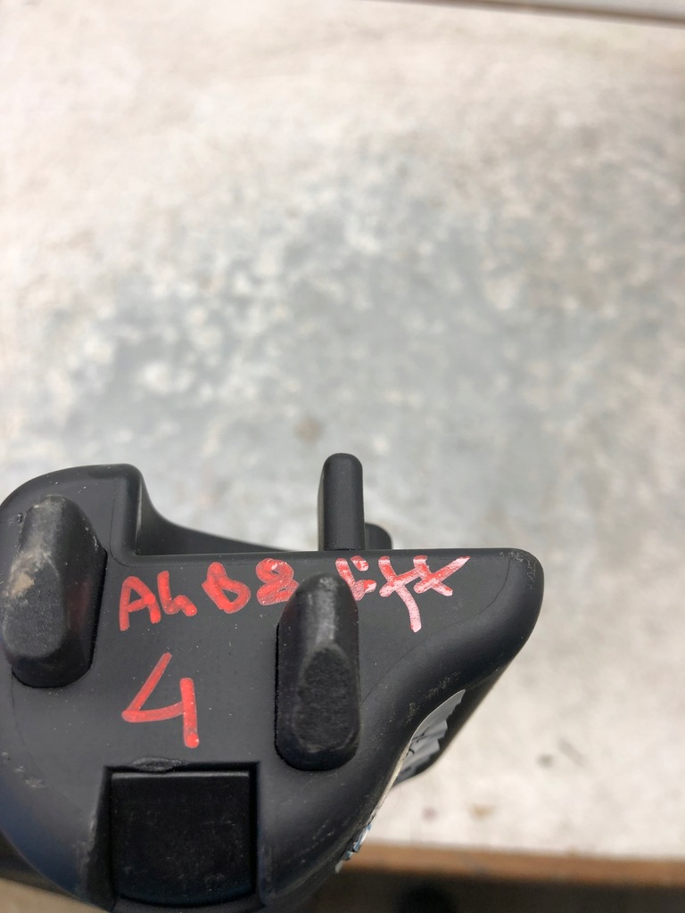 фото №9, Шторка багажника audi a4 b8 kombi lift 8k9863553a