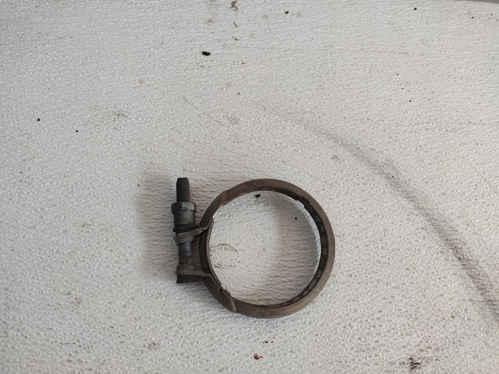 фото №1, Mercedes w176 w246 соединитель хомут трубы выпускной