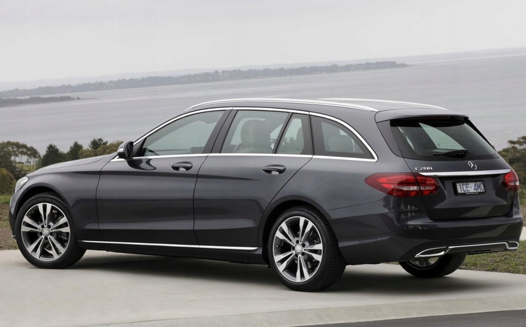 фото №16, Mercedes w205 панель тунель середній a2056801005