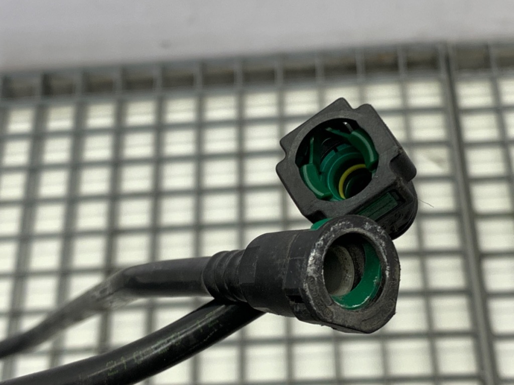 фото №2, Патрубок шланг пального renault clio v 164462436r