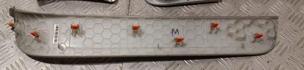 фото №10, Dodge durango 2015 рамка бардачка панелі приладової панелі x70005302sm