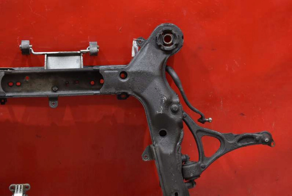 фото №11, Підрамник балка підрамник підрамник перед volvo xc90 1 i 2.9 t6 272 km awd 02-06