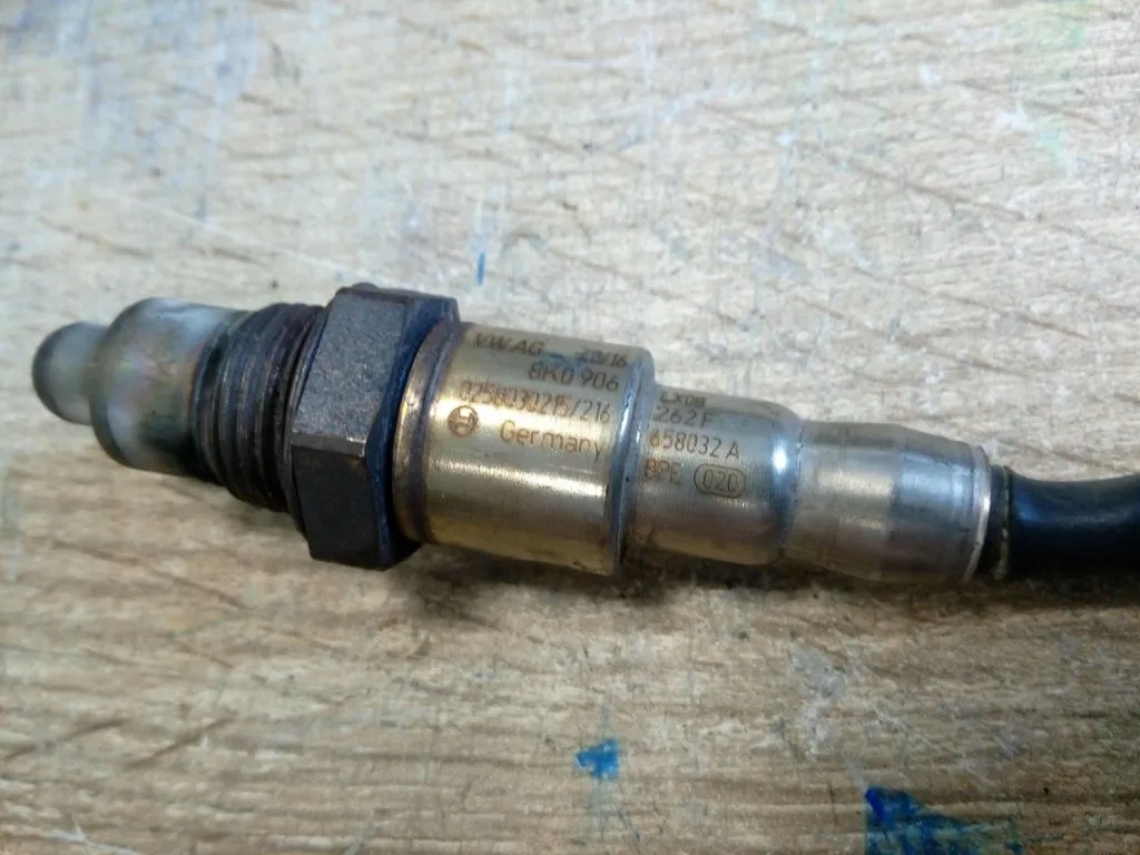 фото №3, Датчик лямбда-зонд audi a4 b9 oryg.