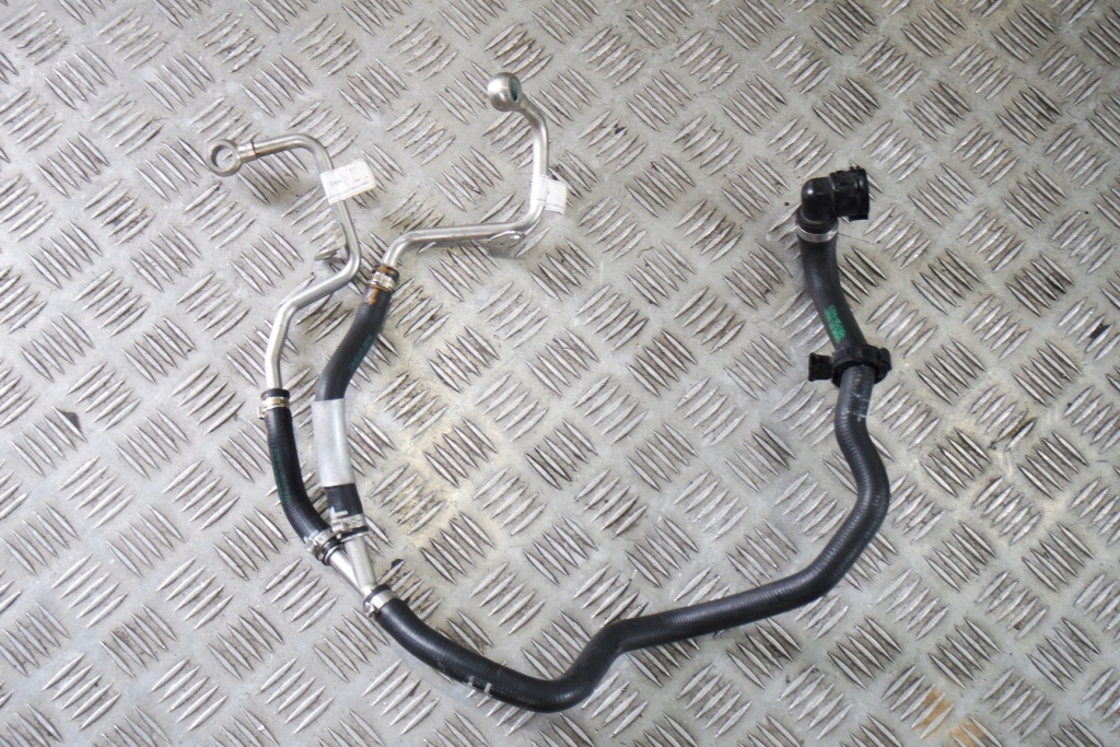 фото №1, Шланг масла турбонагнетателя bmw 7 g11 8600296