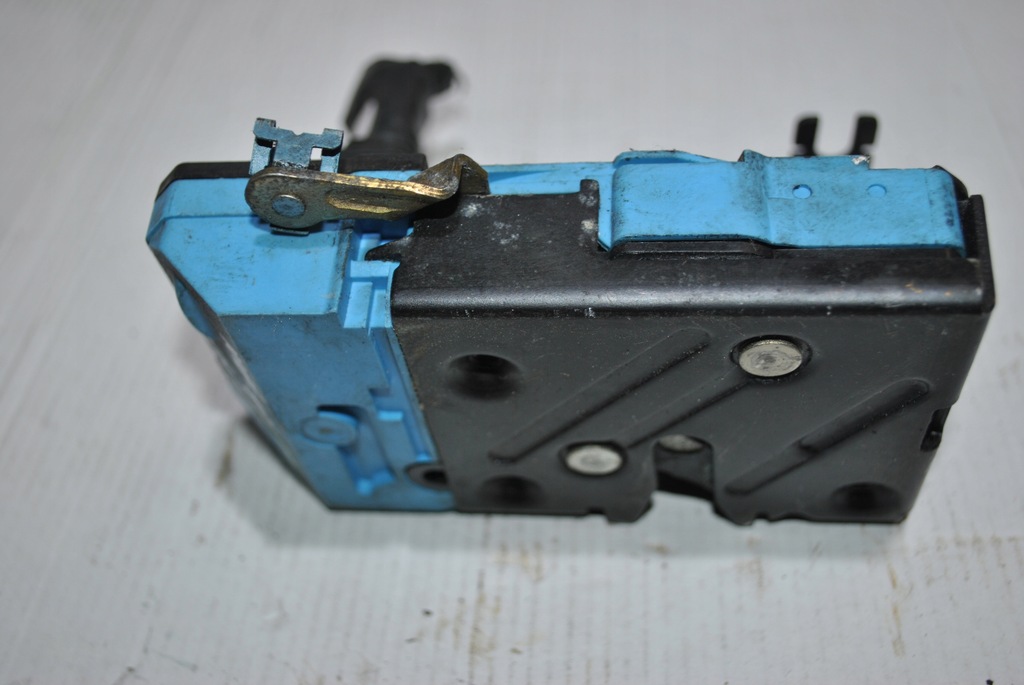 фото №7, Замок дверь правый перед volvo v70 ii 7 pin